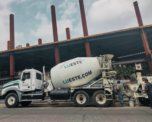 Colado con bomba de concreto en nave industrial, Ecatepec Edomex